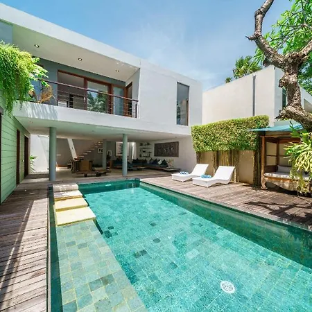 Villa Rio - Contemporary 2Br Villa In Downtown Seminyak