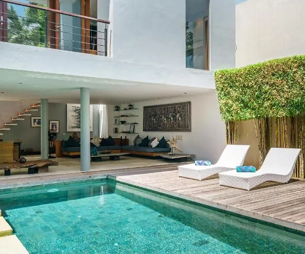 Rio - Contemporary 2br In Downtown Villa Seminyak (Bali)