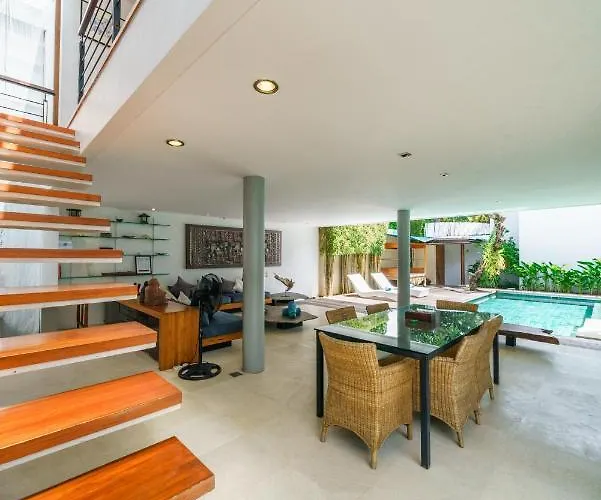 Rio - Contemporary 2br In Downtown Villa Seminyak (Bali)