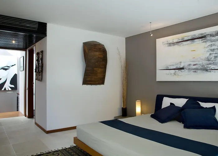 Rio - Contemporary 2br In Downtown Villa Seminyak (Bali)