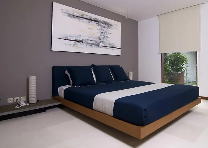 Villa Rio - Contemporary 2br In Downtown Seminyak (Bali)