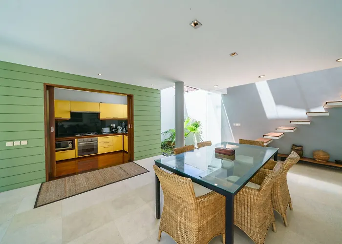 Rio - Contemporary 2br In Downtown * Seminyak (Bali)