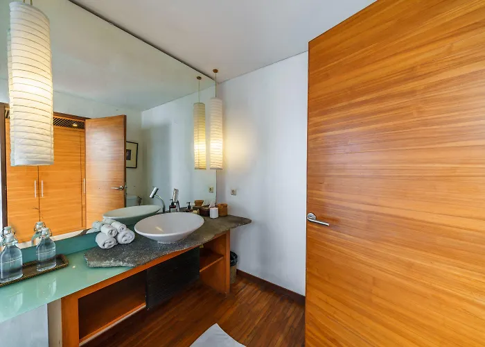 Rio - Contemporary 2br In Downtown * Seminyak (Bali)